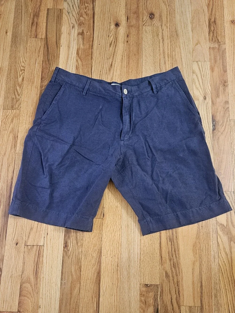 Faherty Malibu Linen-Cotton Chino Shorts in dark navy